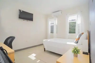 Image de 2 Castries Drive, \nUWI Mona Campus, \nKingston 7