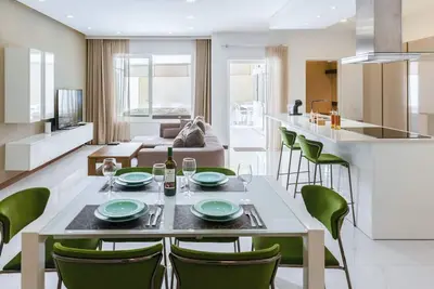 Duplex Maisonette Sliema with Jacuzzi by ArcoBnb