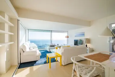 Appartement 'Sitges Suites B' avec vue sur la mer, Wi-Fi et climatisation