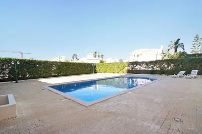 Image de Appartement '17f Arcos' avec piscine partagée, Wi-Fi et climatisation