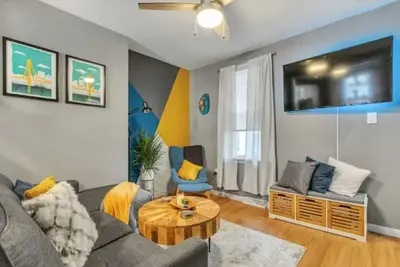 Image de Walk to Arsenal Park! Cozy & Comfy Studio up to 4Pax