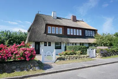 Image de Henning - Reihenendhaus mit ca. 120 m², Bietet Zwei bis Sechs Personen Platz
