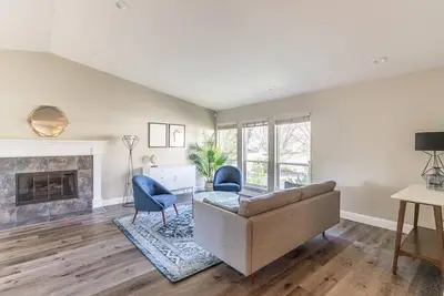 Image de Exceptional San Ramon 4br w/ Patio & A/C, nr Park & Dining, by Blueground
