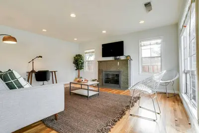Image de Serene San Jose 3br w/ Parking, nr Museum, Bars & Shops, by Blueground