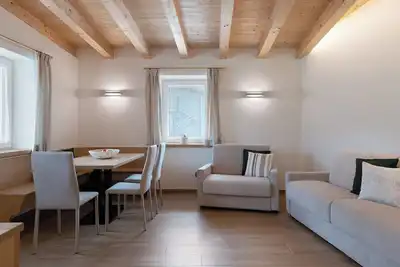 Image de Appartement 'Anita Campitello Di Fassa' avec vue sur la montagne et Wi-Fi