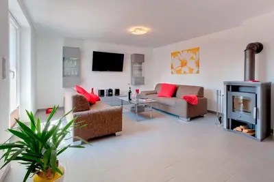 Image de Ferienhaus für 7 Gäste mit 92m² in Wieck