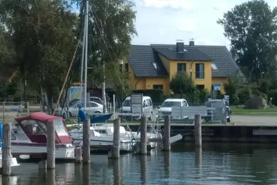 Image de Ferienhaus für 6 Gäste mit 85m² in Saal