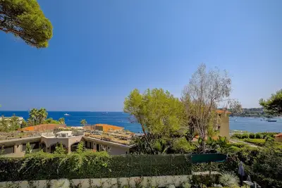 Image de Villa Les Pins du Cap -Vue mer- Cap d'Antibes