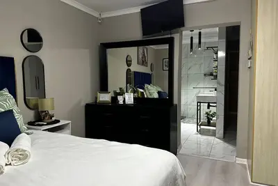 Image de Acuvea In - Modern and electricity backed up 3bedroom & 2 full bathroom house.