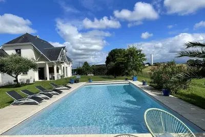 Image de Maison Familiale Avec Piscine Entre Mer et Montagne