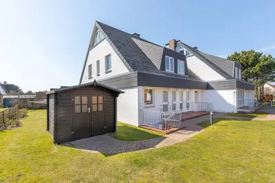 Image de Drei Raum Appartement im Obergeschoss und Dachgeschoss mit ca. 65m² Nutzfläche