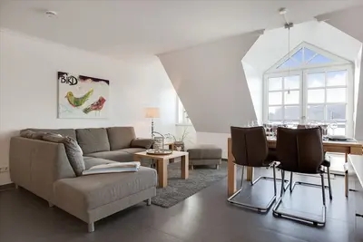 Image de Grandiose Lage mit Meerblick. Grandioses Domizil