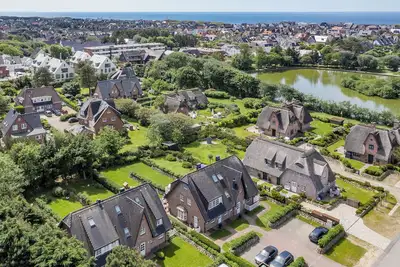 Image de Luxus und WohlfĂĽhlen am Dorfteich