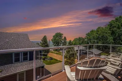 Image de Atlantic Haven | Brand New Family Oasis Overlooking Lake Mi | Private Beachfront