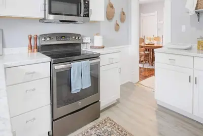 Image de 3 Bedroom 2 bath home near Notre Dame(123nd)