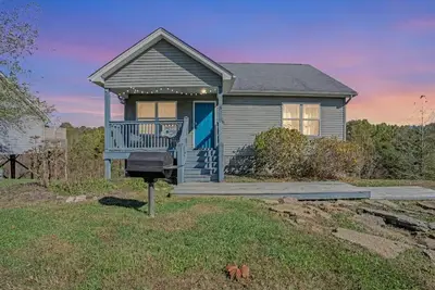 Image de Seabiscuit Cottage 5 - Hot Tub - Near Ky Bourbon Trail