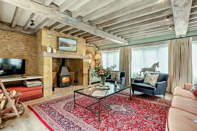 Image de Stylishly presented dog friendly Cotswold barn conversion - Rectory Barn