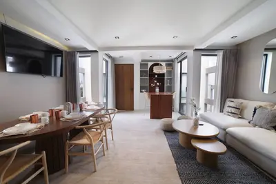 Image de Wabi-Sabi Haven in Cdmx s Roma\n\n