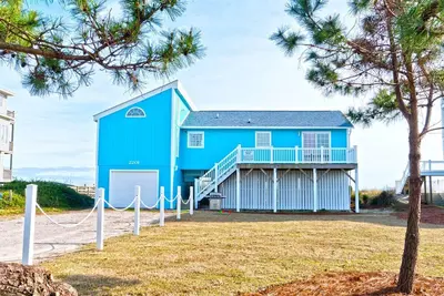 Image de Dune Alright, Oceanfront House in Emerald Isle, Nc!