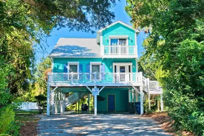 Image de Fanta Sea, Oceanside House in Emerald Isle, Nc!