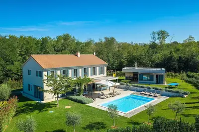 Image de Villa Povetica by Villas Guide