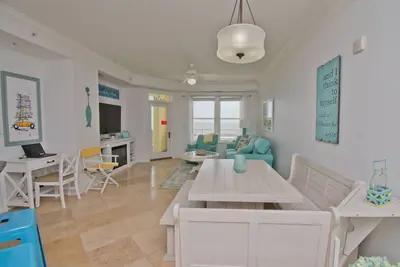 Image de Grande Villas E-2, Oceanfront Condo in Indian Beach, Nc!