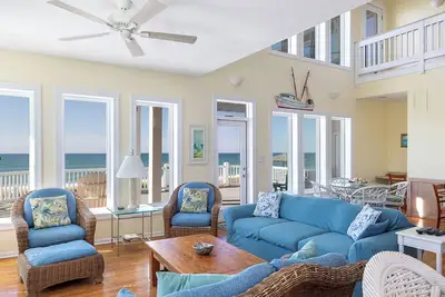 Image de Grandview, Oceanfront House in Emerald Isle, Nc!