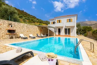Image de Villa Alex - Trois Chambres Villa, Couchages 7