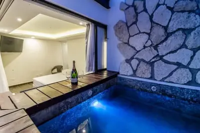 Image de 3 Br Luxury Penthouse Private Pool And Roof\n\n