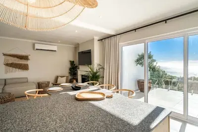 Image de View 16 Serenity Skyline Penthouse 3 Bedroom Penthouse\n