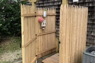 Image de Narragansett Home - Walk to Beach