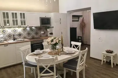 Image de Romeo Old Town center app 2br\/2 Ba