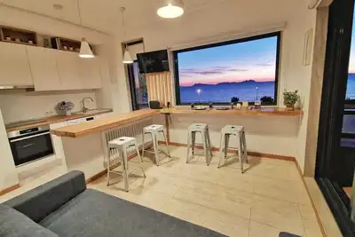Image de ¡ A 50 Metros de la Playa, con Unas Vistas IncreĂbles a las Islas CĂes Vigo
