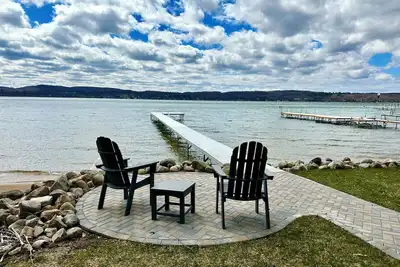 Image de Cottage on the Cove-Lake Charlevoix