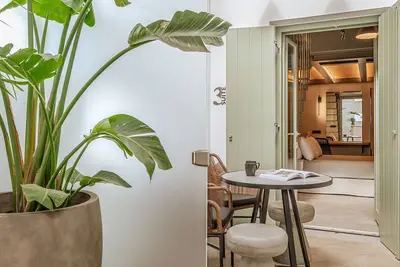 Appartement dans un hôtel 'Makava Family Suite' avec terrasse privée, Wi-Fi et climatisation