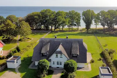 Image de Reethus am Strand Lobbe Haushälfte 2