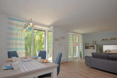 Image de Haus Waldidyll, Küstenflair - Ferienwohnung Küstenflair
