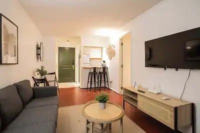Image de El Golf Vibe: Stylish 1br Steps from Culture