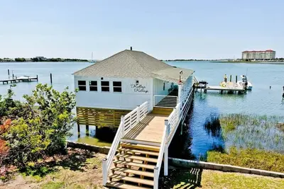 Image de Kolby's Kottage, Soundfront House in Beaufort, Nc!