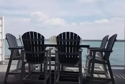 Image de Waterfront Condo 204 Sleeps 12, 3 Baths 4 Bedrooms\n\n