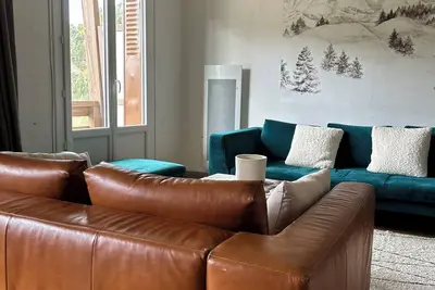Image de Confortable appartement rénové avec goût pour 6 en plein centre ville de Villard