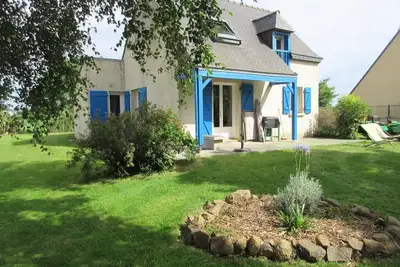 Image de Jolie maison bretonne avec grand jardin clos