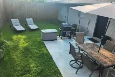 Image de 4 Br 2ba Home Private Fence Patio, Grill, Easy Boat & Tlr. Parking