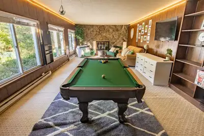 Image de Riverstone Retreat FirePit GameRoom NewRiverGorge