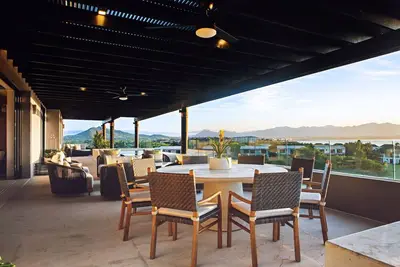 Image de Ph Tau Prima Vista in Tau by Mita Residential. Staff, Golf Cart, Ocean & Golf View, Pool