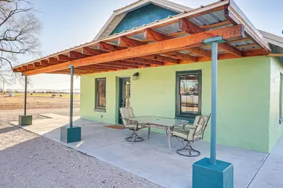 Image de Secluded Sterling Vacation Rental - Pet Friendly!