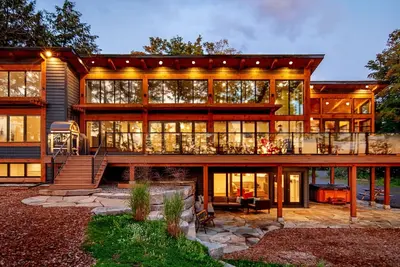 Image de Stunning inside and out! Words don’t do it justice! Experience it for yourself!