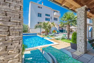 Image de Superbe appartement Ă Sukosan