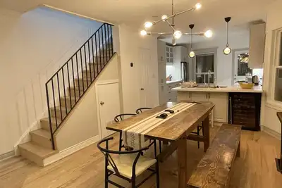 Image de Spacious and modern 3bdr house in downtown Toronto, near subway