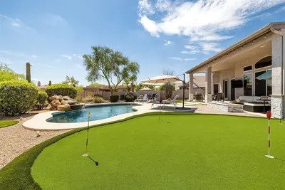 Image de Beautiful Cave Creek Hm w/ Hot Tub, Pool, Putting Grn, 4 bedrooms